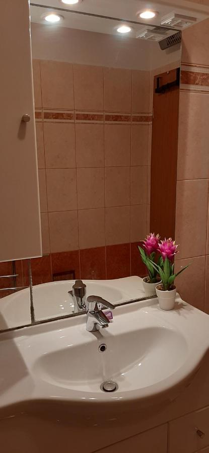 Apartment Rb Омишаль Экстерьер фото