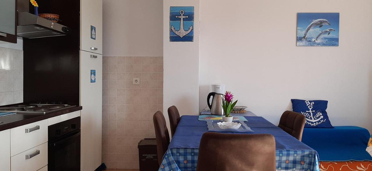 Apartment Rb Омишаль Экстерьер фото