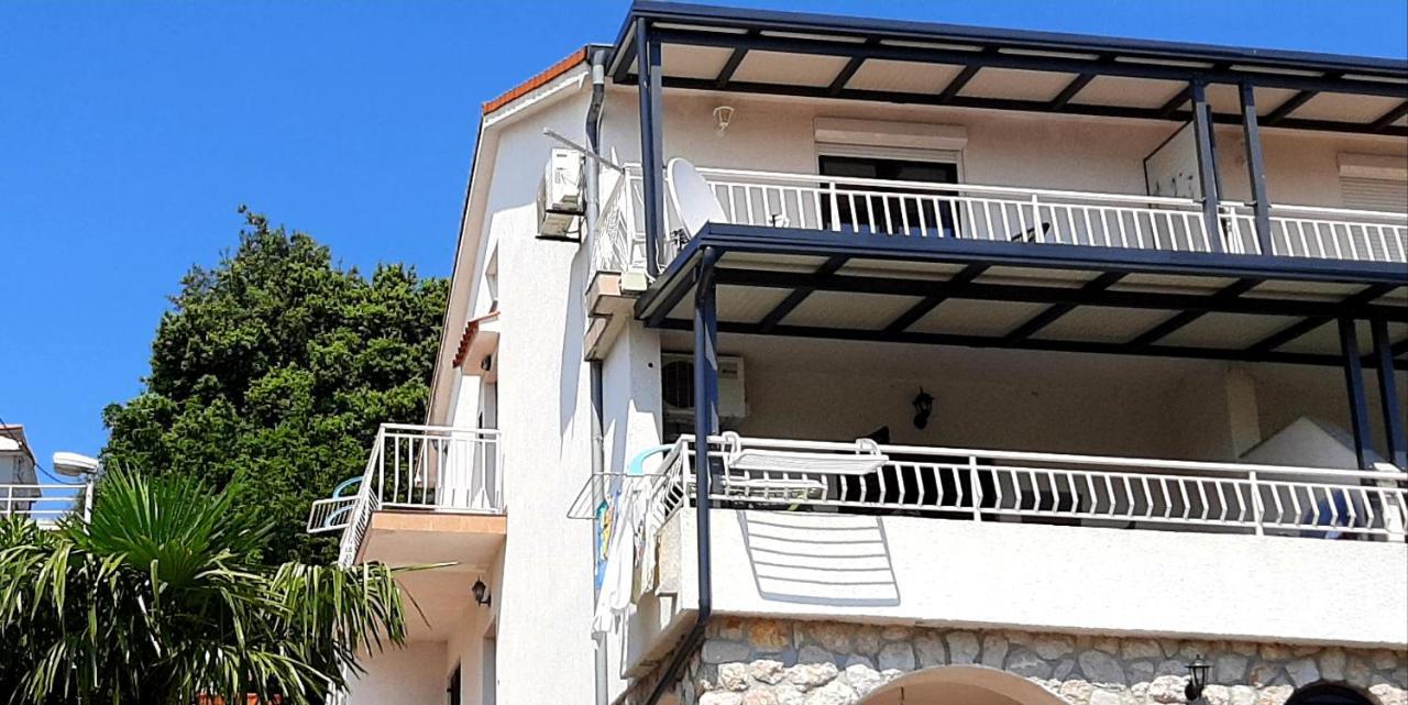Apartment Rb Омишаль Экстерьер фото