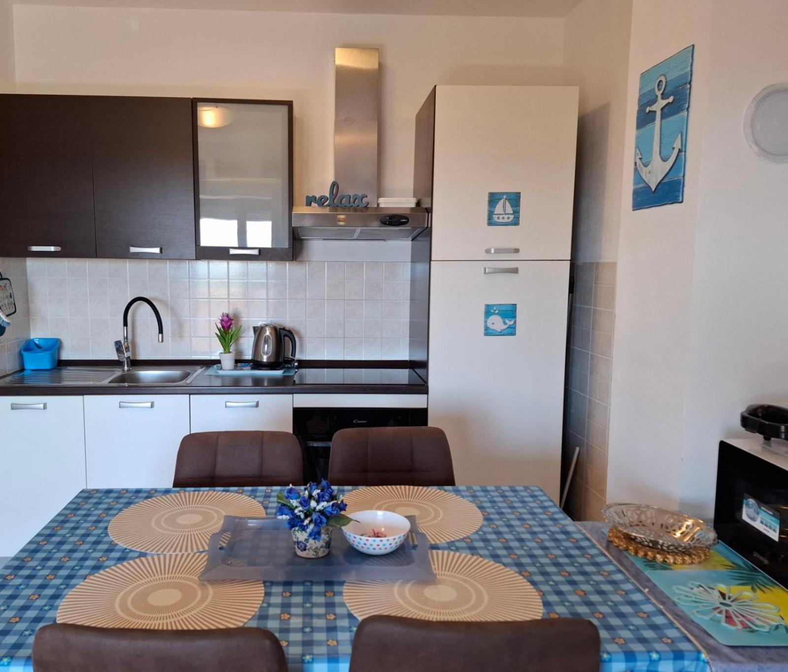 Apartment Rb Омишаль Экстерьер фото